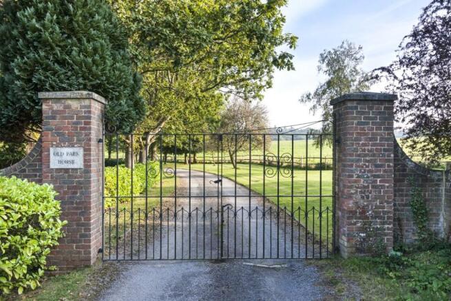Double Gates