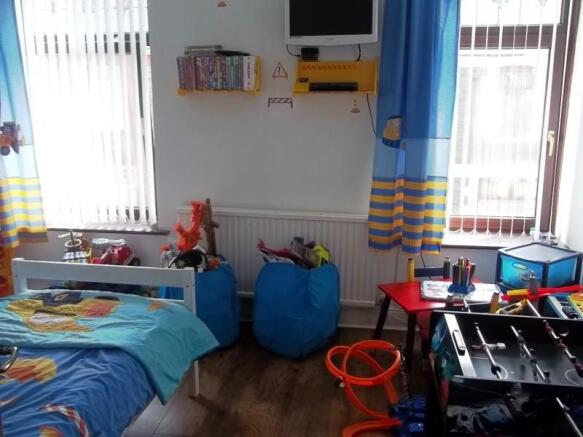 Photo 6