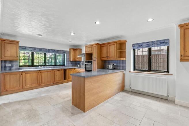 Kitchen/Breakfast Room