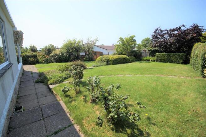 Rear Garden 2.jpg
