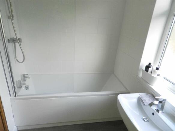 HOUSE BATHROOM
