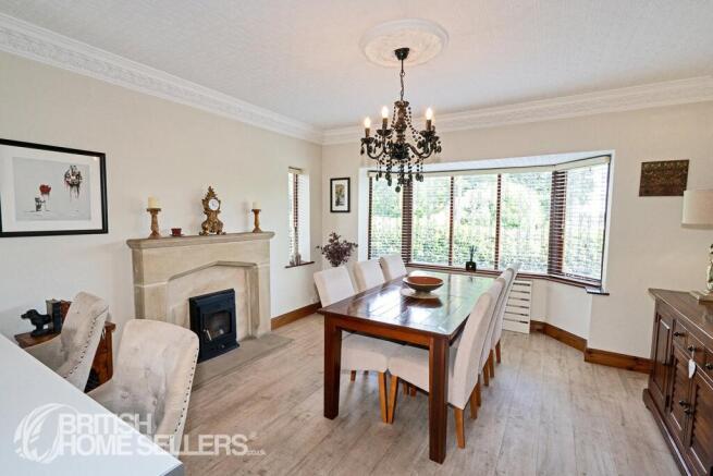 3 bed Bungalow for sale Image 7