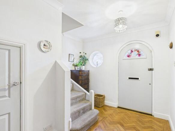 CAM03582G0-PR0142...