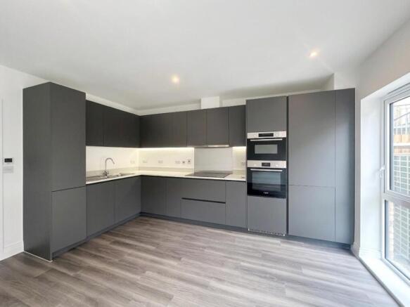 kitchen 1.jpg