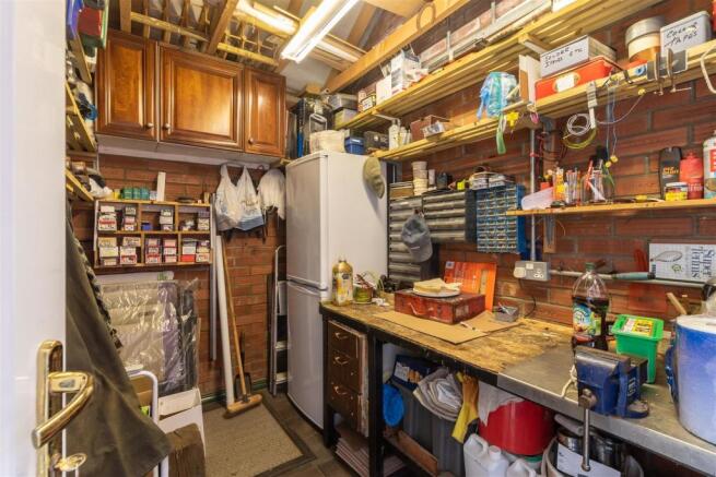Bay Crescent 16-Workshop Office.jpg