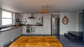 6, Greenhill Road, London NW10 8UE