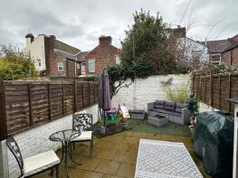 112, Jubilee Road, Southsea PO4 0JE