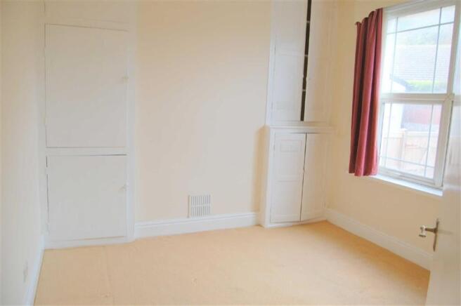 BEDROOM 2