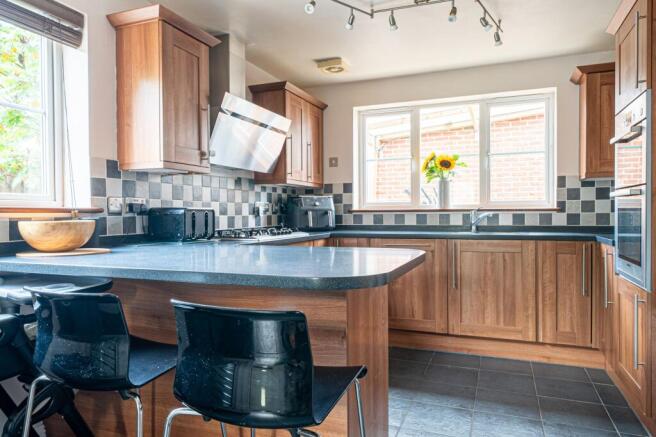Kitchen/Breakfast Room