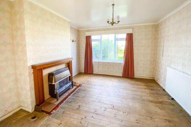 1 Belmore Gardens, Bath BA2 1HU