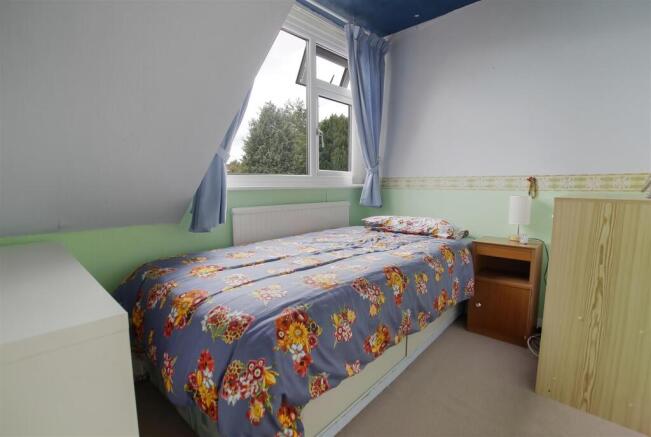 4 bed Detached for sale Image 12