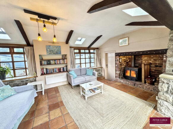 The Village, St. George, Conwy, LL22 photo 4