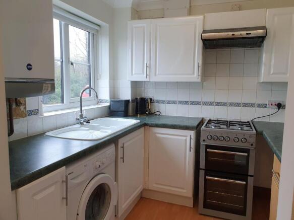 Kitchen to window.jpg