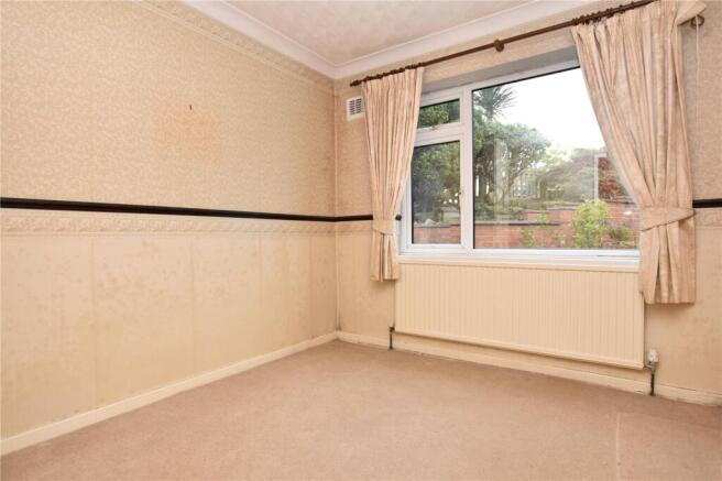 3 bed Bungalow for sale Image 6