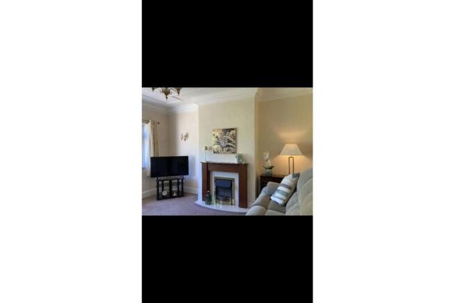 3 bed Terraced for sale Image 10