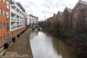 30, Hamilton House, Lonsdale, Milton Keynes MK12 5FL