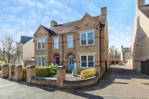 5, Heathcliff Avenue, Hitchin SG5 4EY