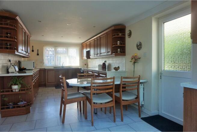 Kitchen / Breakfast
