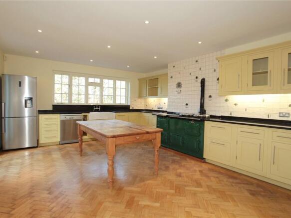 Kitchen/Breakfast Rm