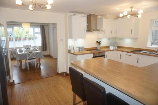Kitchen/Breakfast