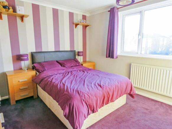 Bed 1.JPG