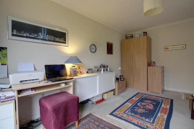 Bedroom 2 (Double)