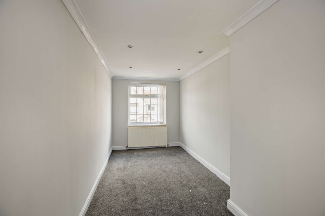 3 bed Terraced for sale Image 9