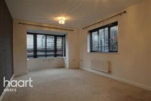 77, Griffiths Road, Purfleet-on-thames RM19 1AR