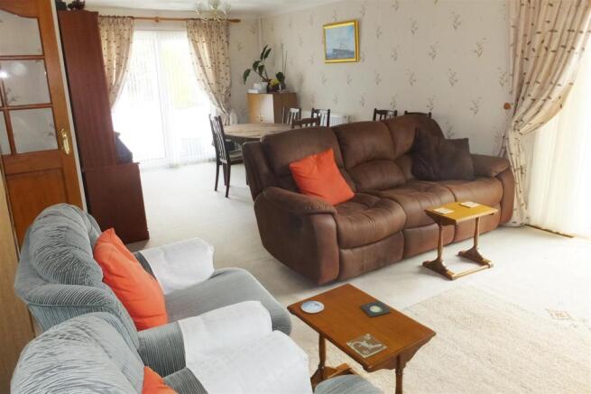 Sitting Dining Room.JPG