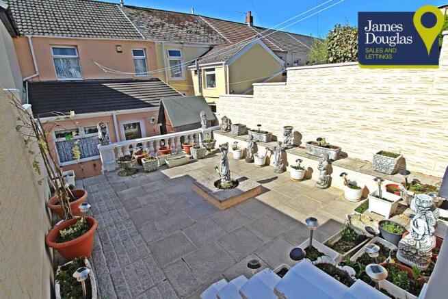 Rear Garden 2.JPG