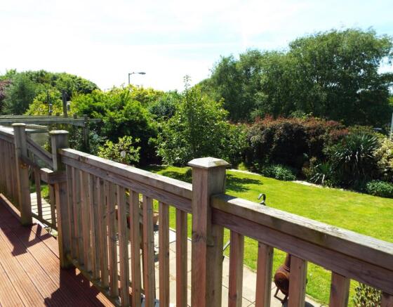 Decking & Garden