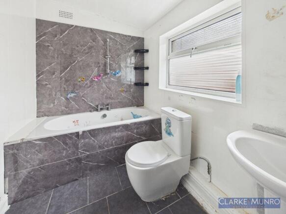 2 bed Terraced for sale Image 12