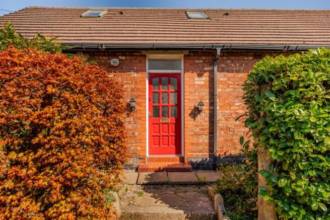 Detached Garage