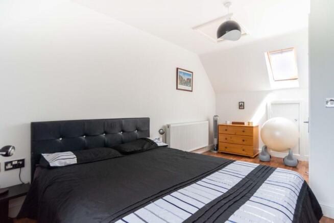 Bedroom 3 (Double)