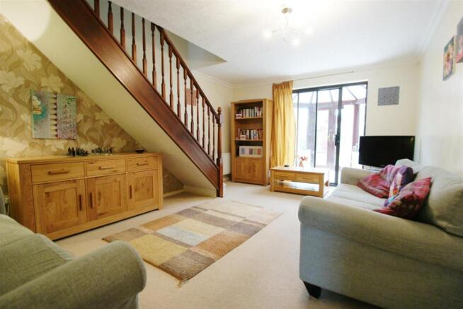 Living Room.JPG