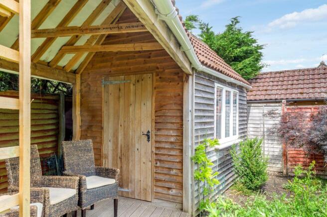 Garden Lodge