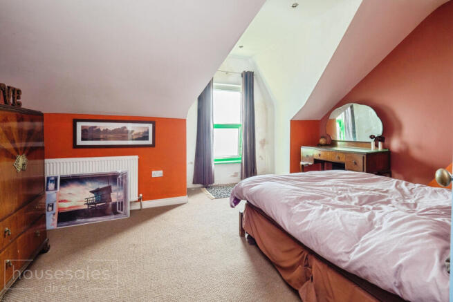 4 bed Terraced for sale Image 9