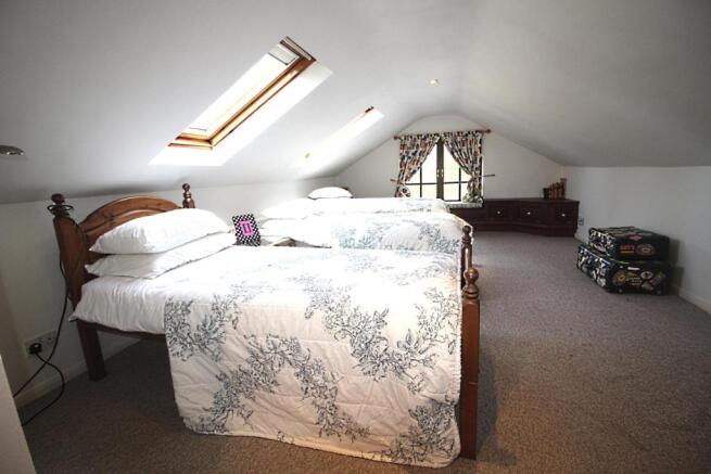 bed 4.JPG