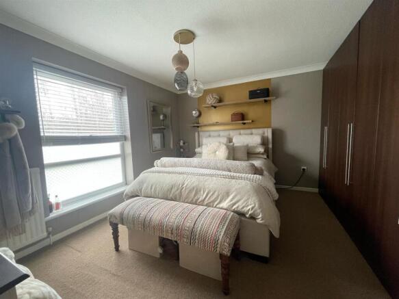 Bedroom 1.jpeg
