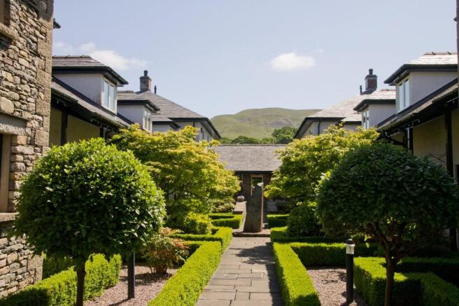 Courtyard Setting