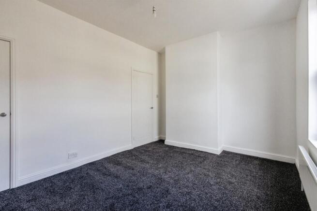 2 bed Terraced for sale Image 10