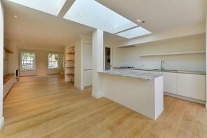 47, Grange Grove, London N1 2NP