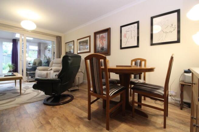 Lounge/Dining Room