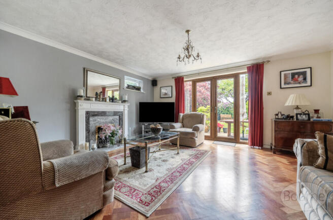 9ea82fe5-8472-4ab...