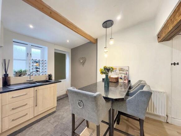 3 bed Terraced for sale Image 5