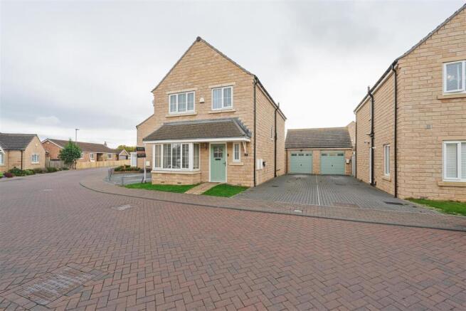 4-bed detached on Merton Close, Kippax, Leeds, £440,000