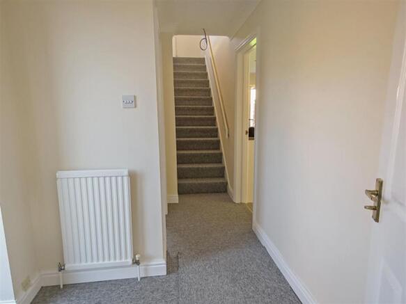 Entrance hall.JPG