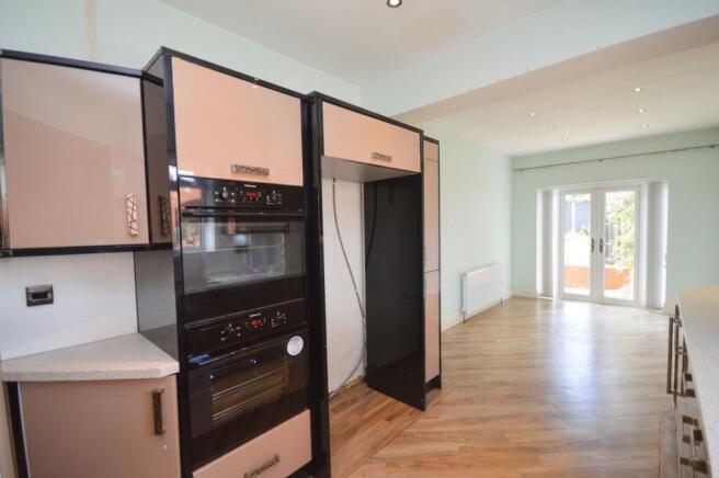 3 bed Not Specified for sale Image 3