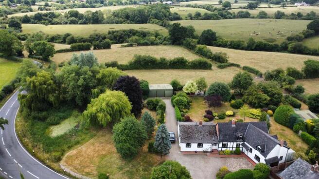 dji_fly_20250716_121954_849_1752664881899_photo_op