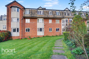 Flat 16, 10 Mayflower Lodge, Wetherill Road, Muswell Hill, London N10 2SH